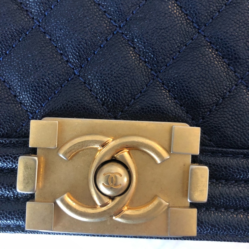 Chanel authentic bag - Picture 5 of 6